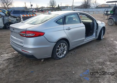 2019 Ford Fusion Hybrid Sel z USA, uszkodzony, nr VIN 3FA6P0MUXKR253886